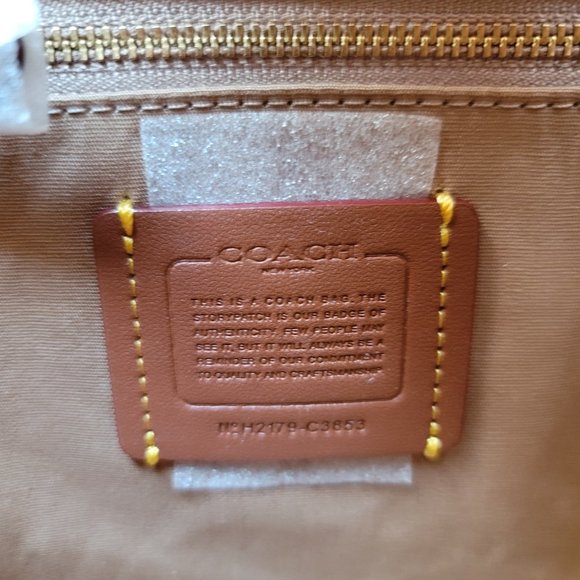 COACH Field Bucket Bag in Signature Jacquard & Leather –Stone Ivory ⭐ - Picture 15 of 16